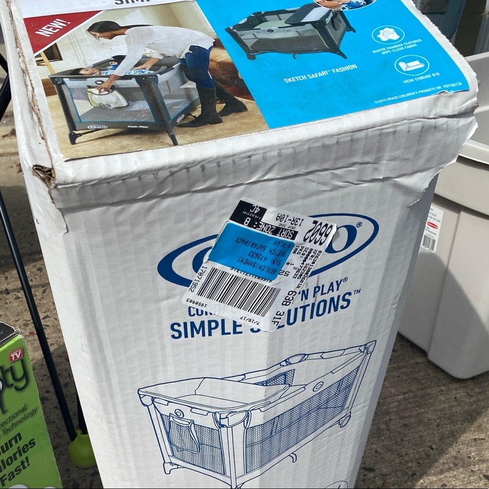 SOLD Graco Pac N Play *Pick up only